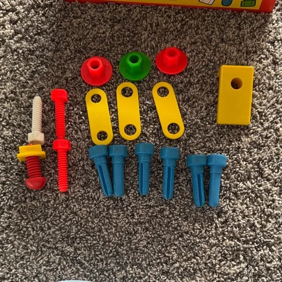 Vintage 1980 Fisher-Price Colorful Tool Bench Set - Picture 4 of 4